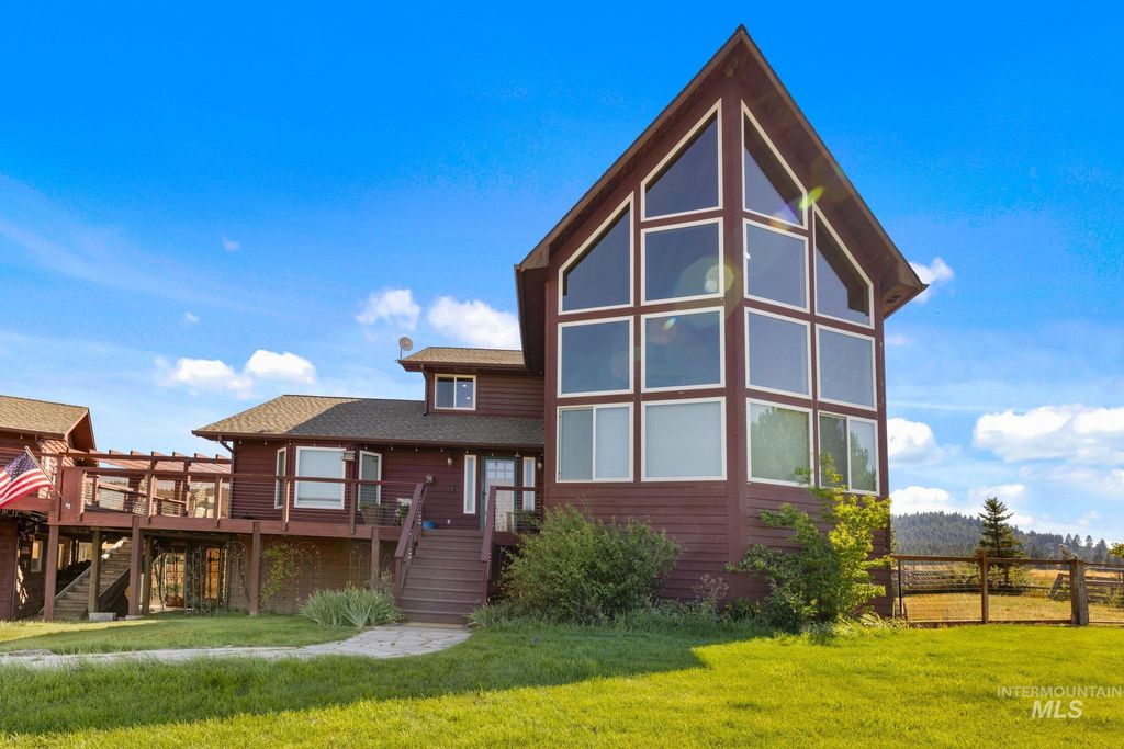 Photo of 1199 Walker Rd, Viola, ID 83872 (MLS # 98955822)
