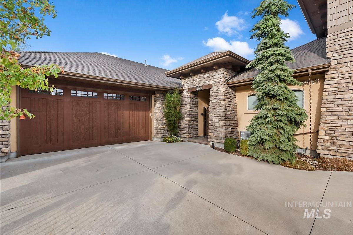 9690 W Tributary