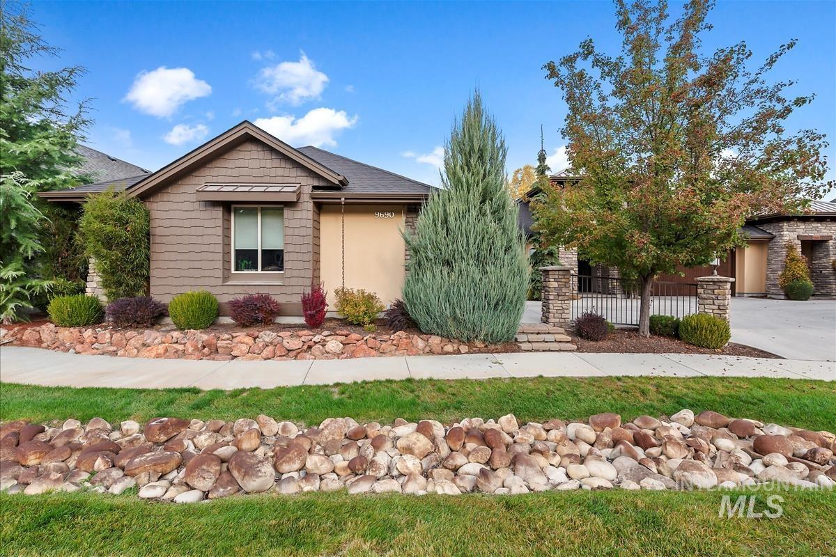 9690 W Tributary
