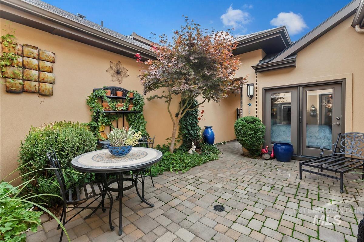 9690 W Tributary
