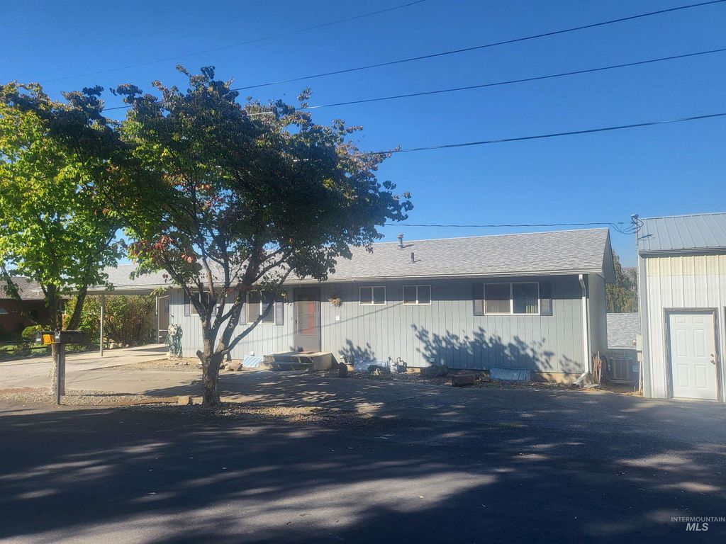 Photo of 337 Stewart Dr, Lewiston, ID 83501 (MLS # 98962845)