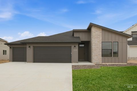Photo of 17720 N Hugh Glass Way, Nampa, ID 83687 (MLS # 98978439)