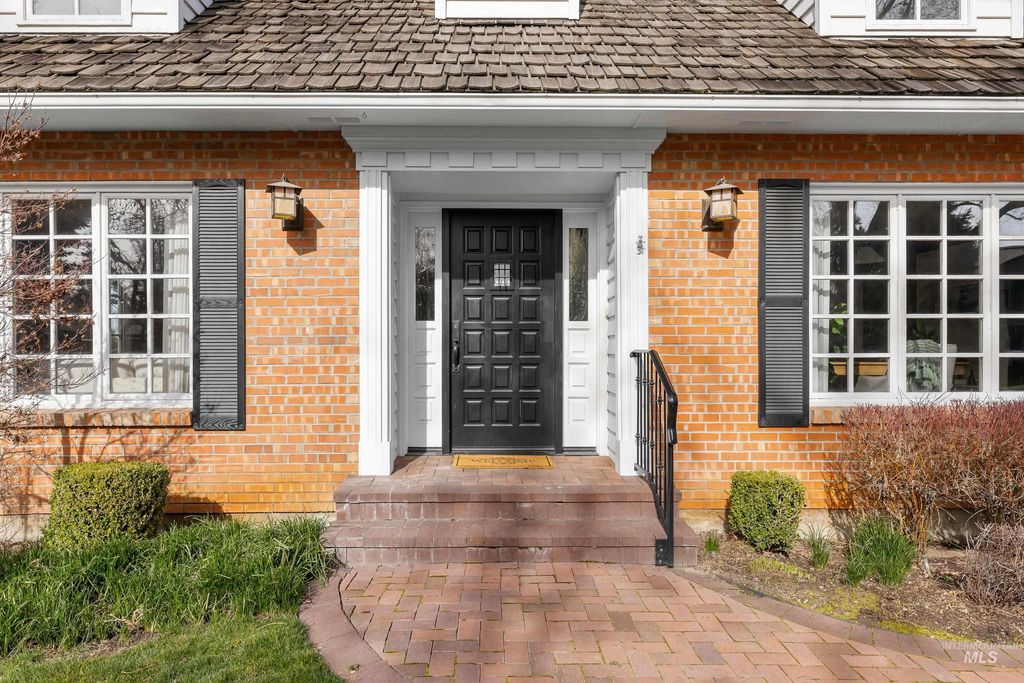 Photo of 4225 N Cole Lane, Boise, ID 83704 (MLS # 98976868)