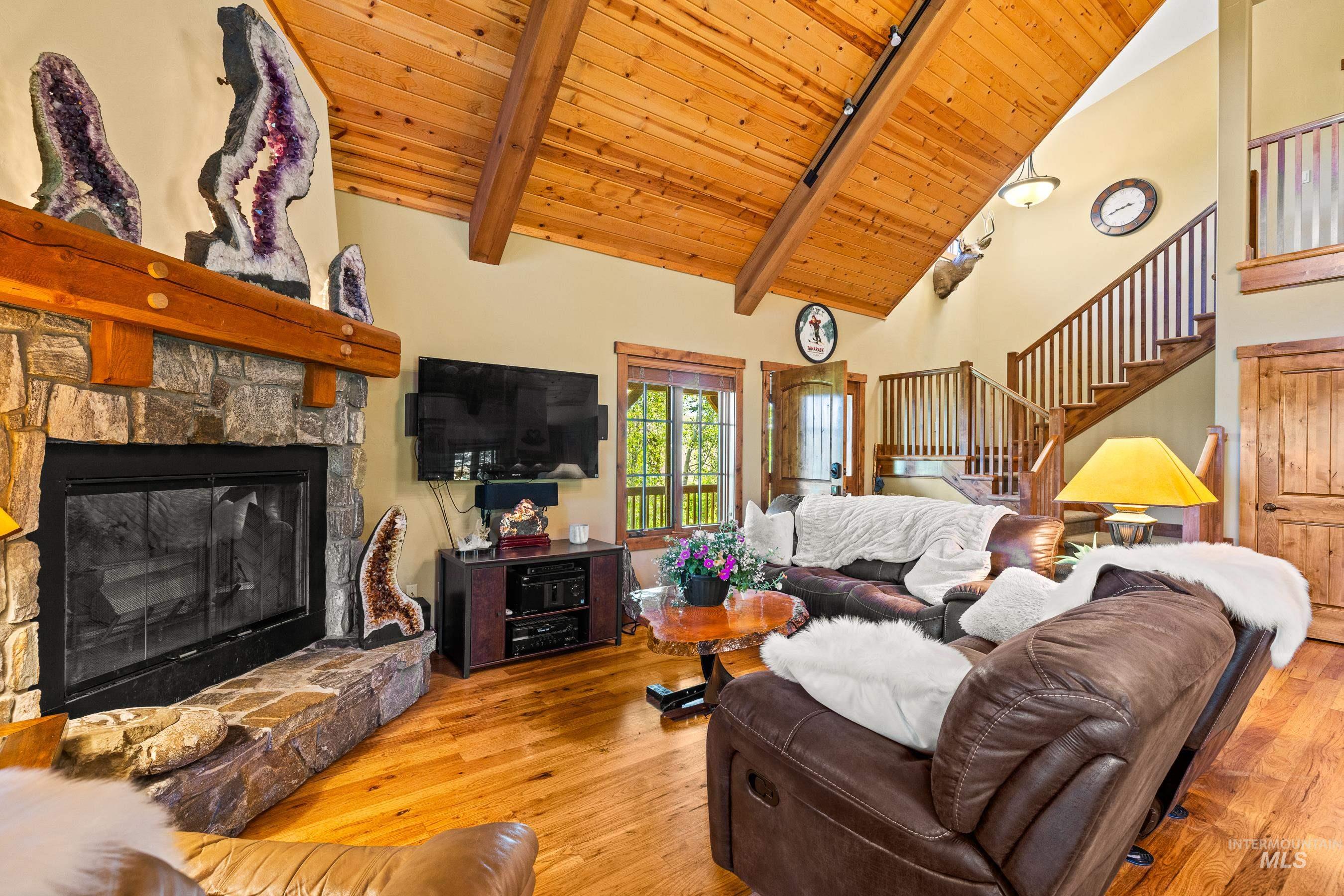 16 Haystack Court