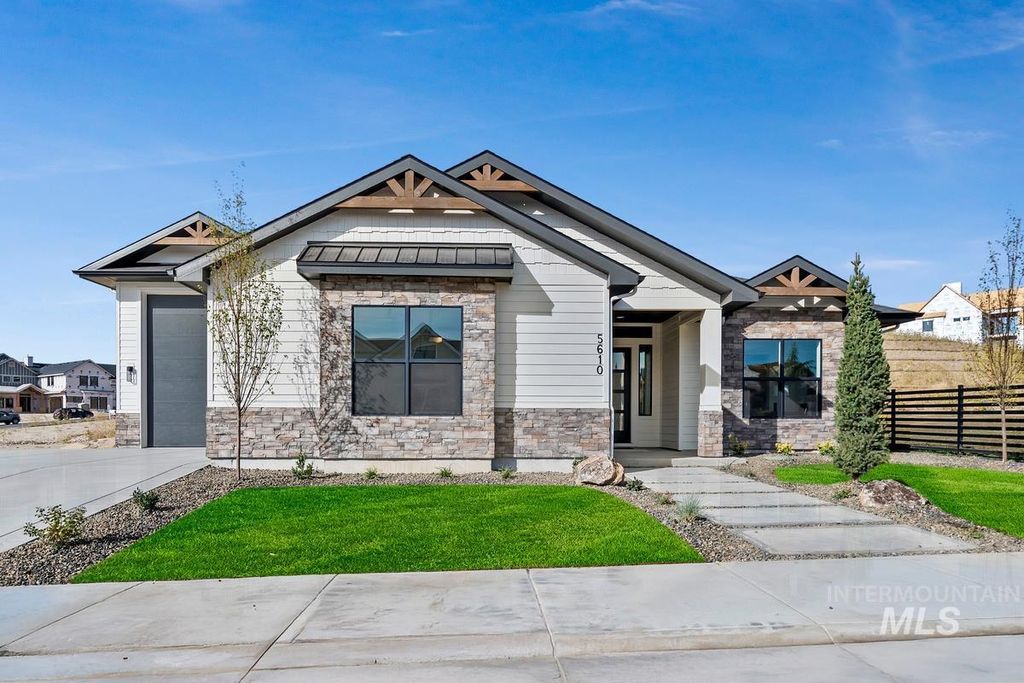 Photo of 5610 W Haughburn Dr, Eagle, ID 83616 (MLS # 98963471)