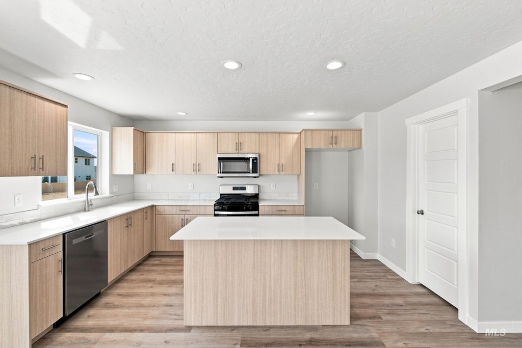 Photo of 15376 Patriot Ave, Nampa, ID 83651 (MLS # 98998510)