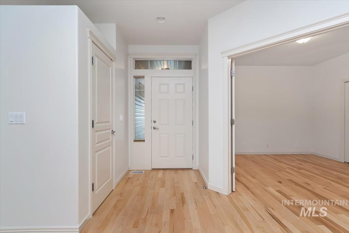 356 S Golden Eagle Lane