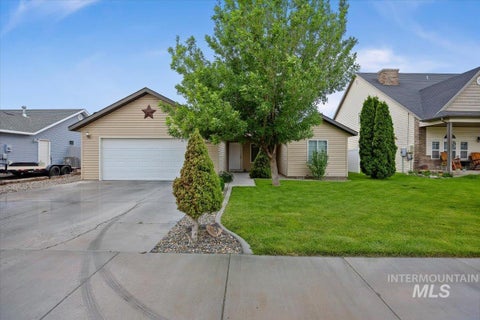 Photo of 1305 Lauren Lane, Filer, ID 83328 (MLS # 98993702)