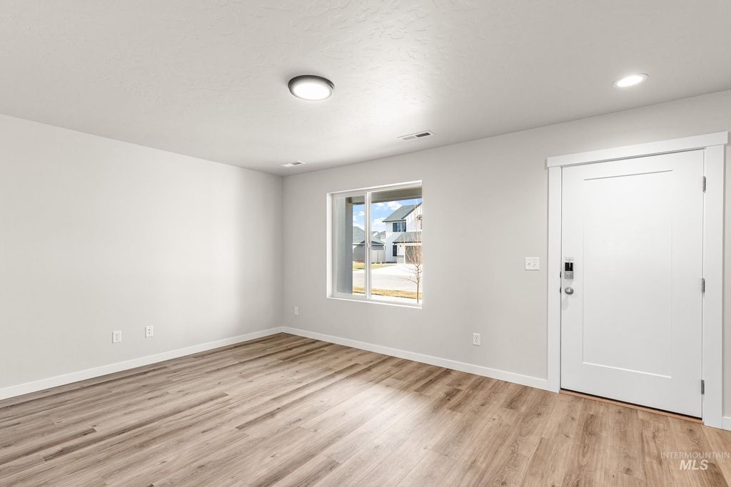 Photo of 15276 Fuchsia Ave, Nampa, ID 83651 (MLS # 98981881)