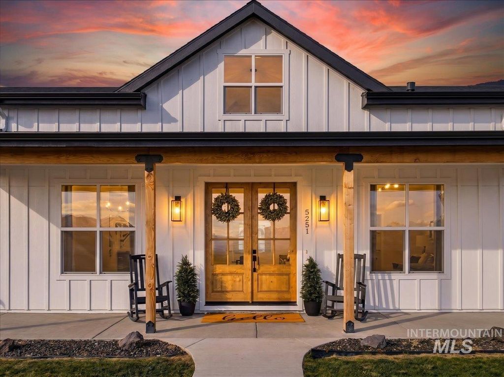 Photo of 5251 Hidden Hollow Lane, Emmett, ID 83617 (MLS # 98985657)