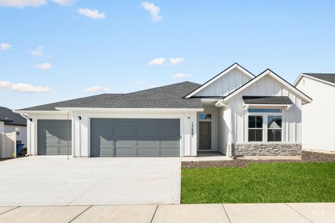 Photo of 17607 N Boone Peak Ave, Nampa, ID 83687 (MLS # 98974804)