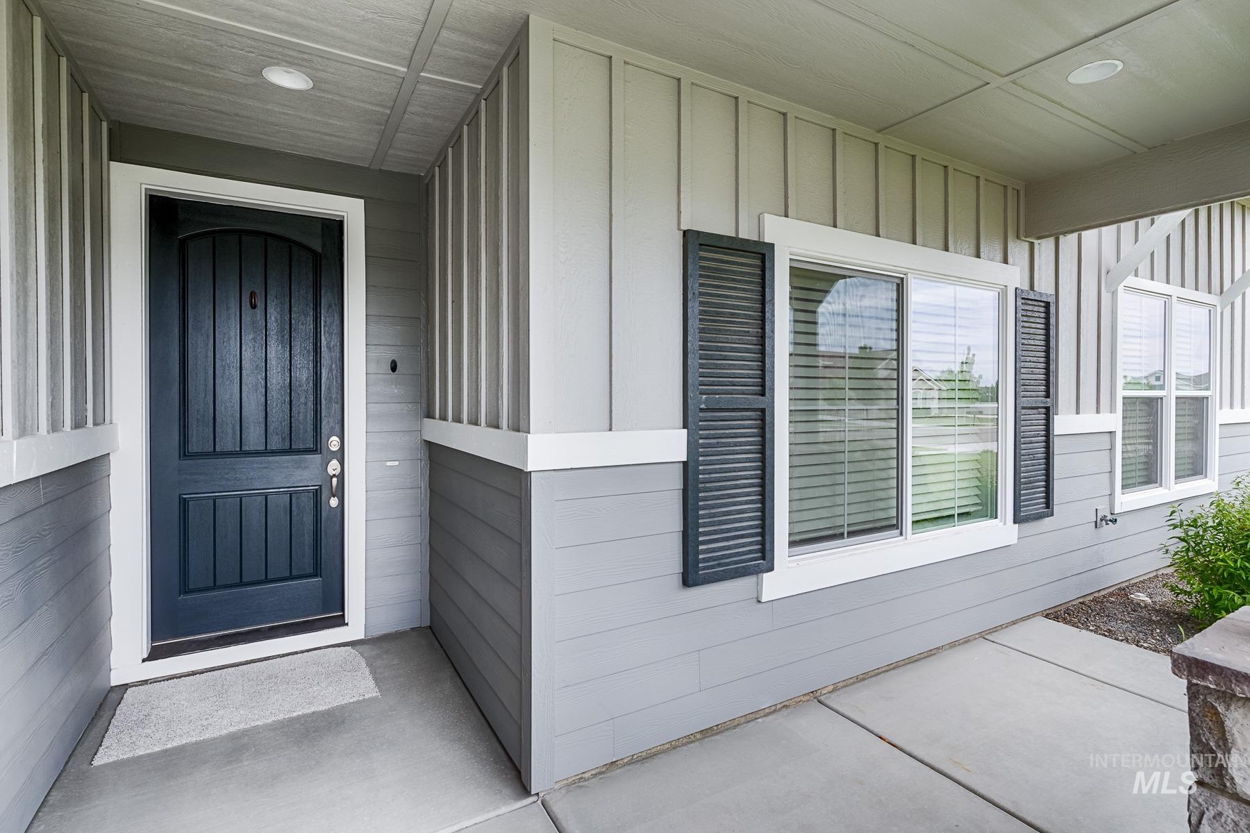 1115 W Olds River Dr