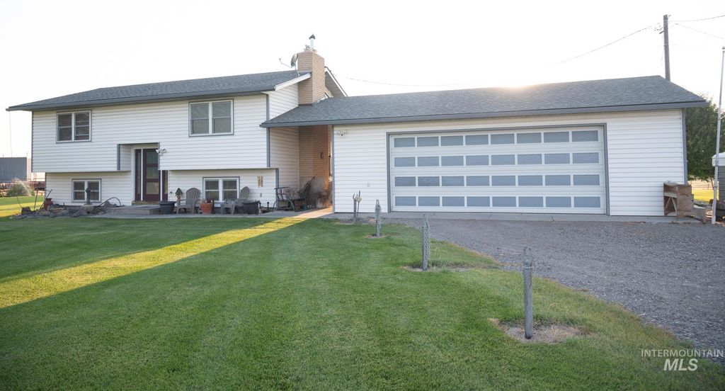 Photo of 193 S 500 W, Paul, ID 83347 (MLS # 98980791)