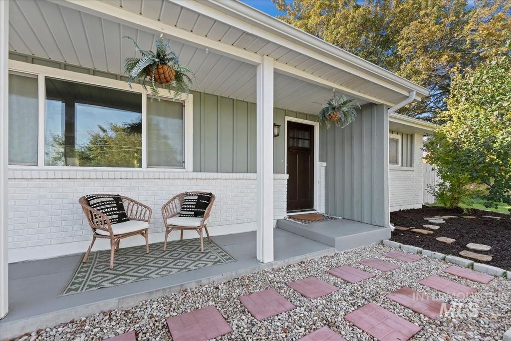 Photo of 7519 W Sorenson Dr, Boise, ID 83709 (MLS # 98965999)