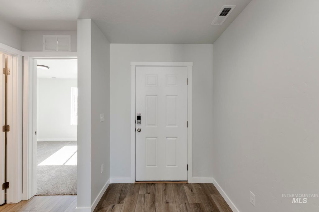 Photo of 16680 N Shorthorn Lp, Nampa, ID 83651 (MLS # 98985557)