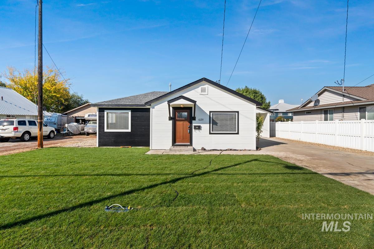 1025 S Johns Ave, Emmett, Idaho image 24