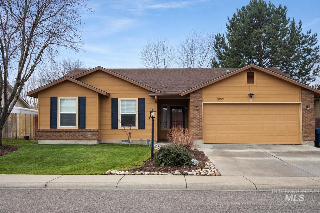 Photo of 7899 W Prince Dr, Boise, ID 83714 (MLS # 98971688)