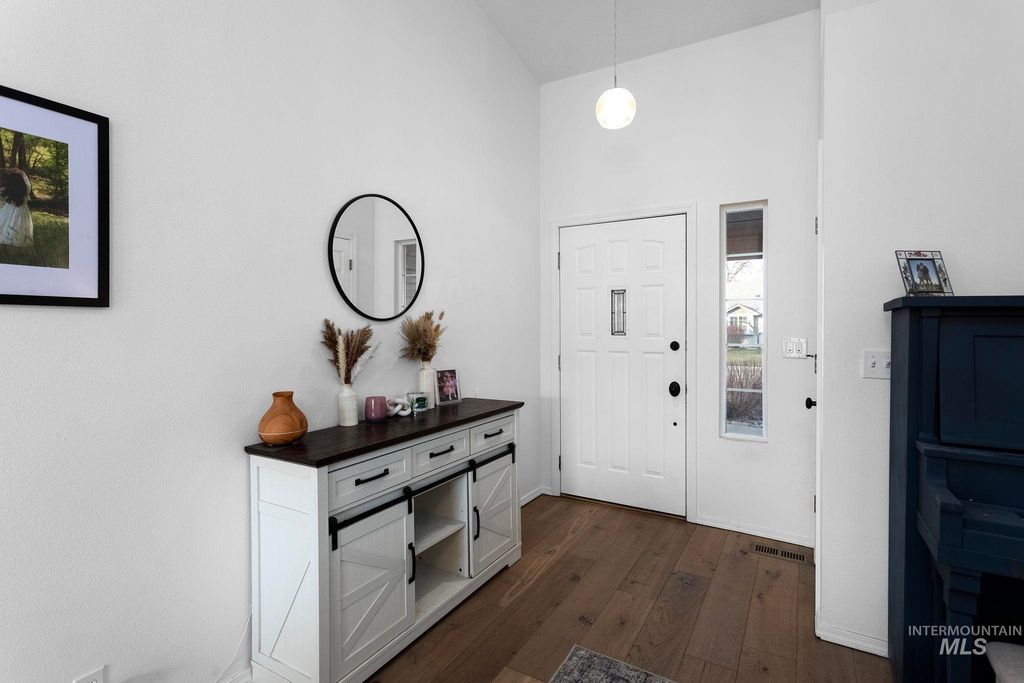 Photo of 7899 W Prince Dr, Boise, ID 83714 (MLS # 98971688)