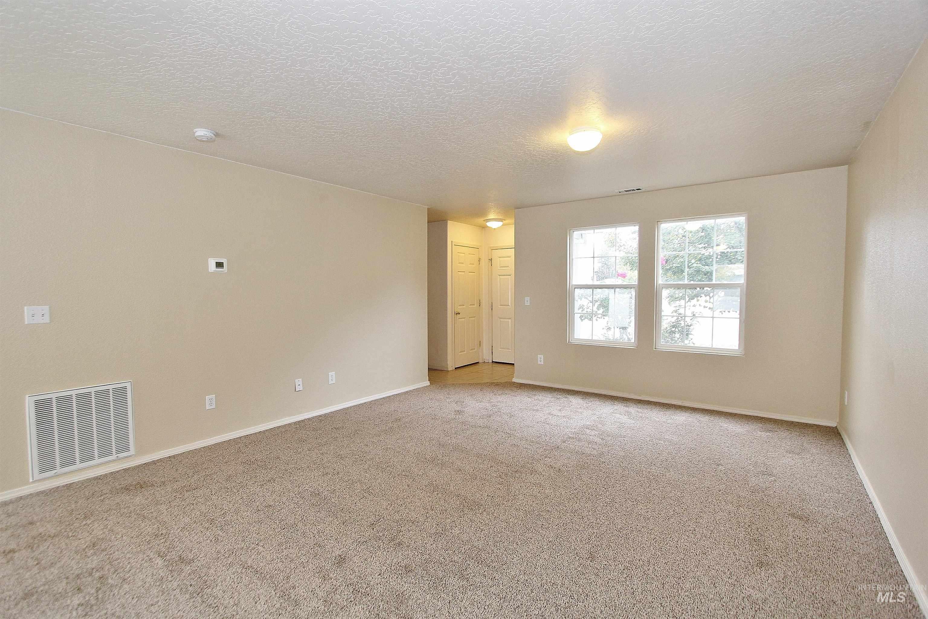 151 W Tehuti Court