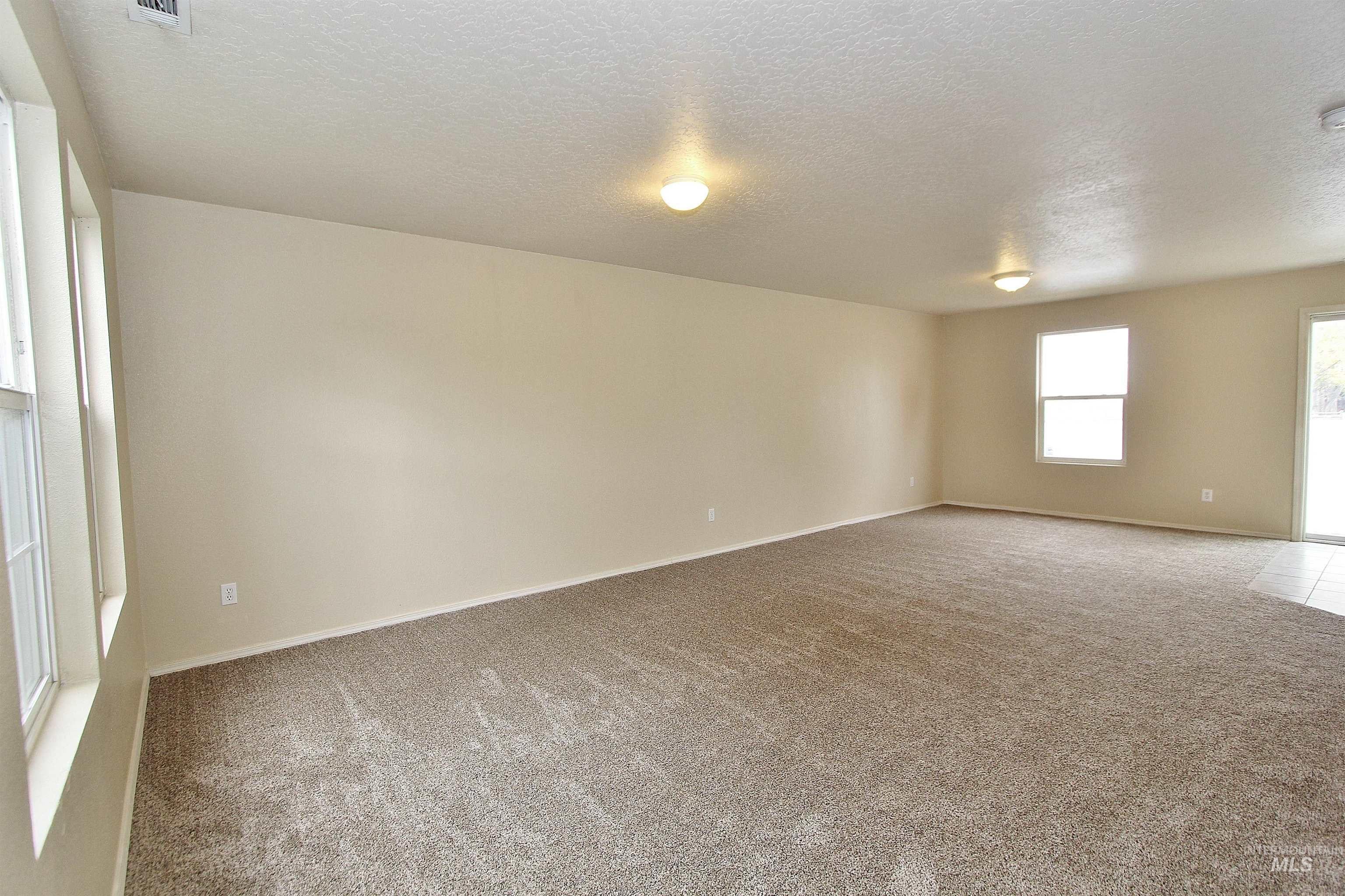 151 W Tehuti Court