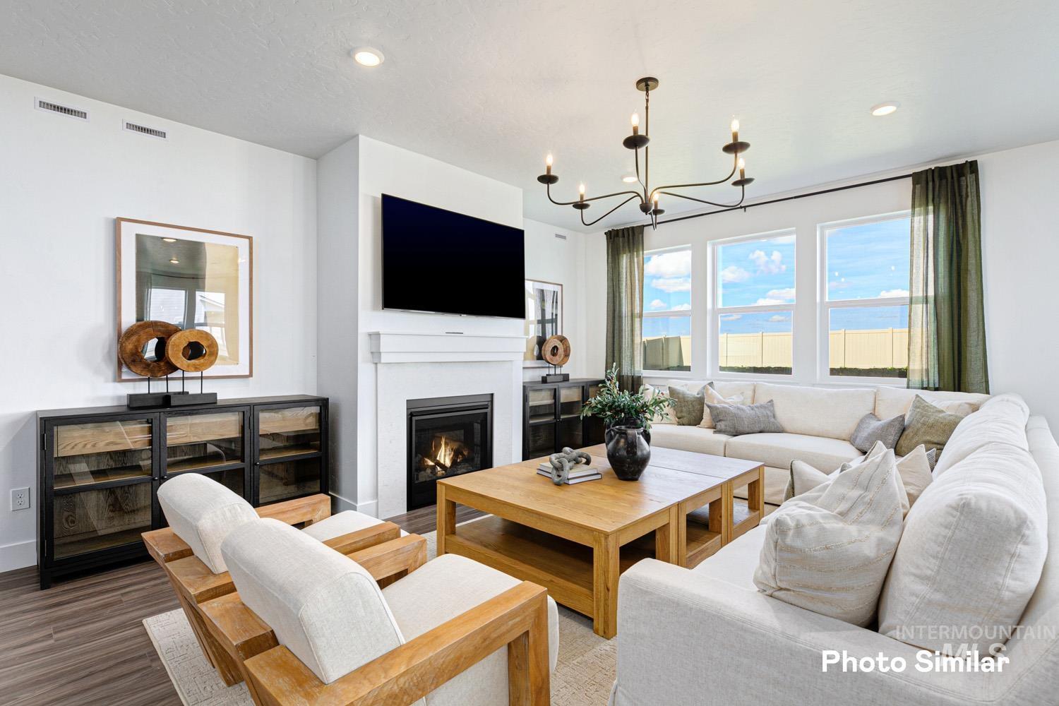 3672 S Angel Falls Way