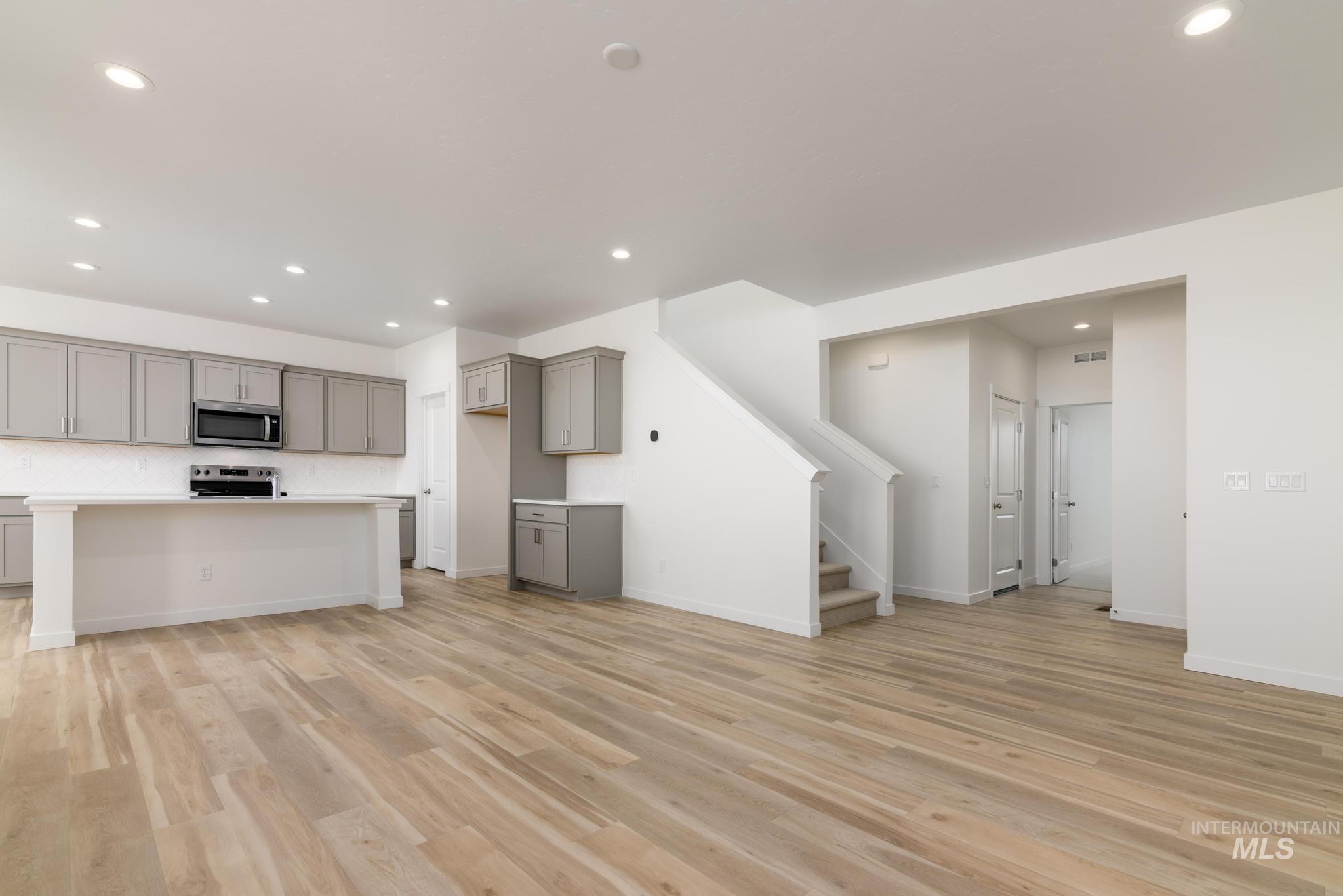 14688 Wing Spread Dr