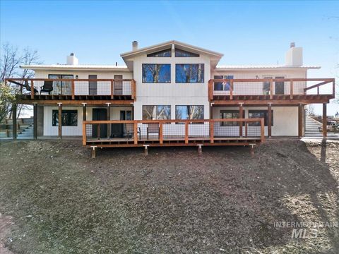 Photo of 7771 Elmore Rd, Fruitland, ID 83619 (MLS # 98979112)