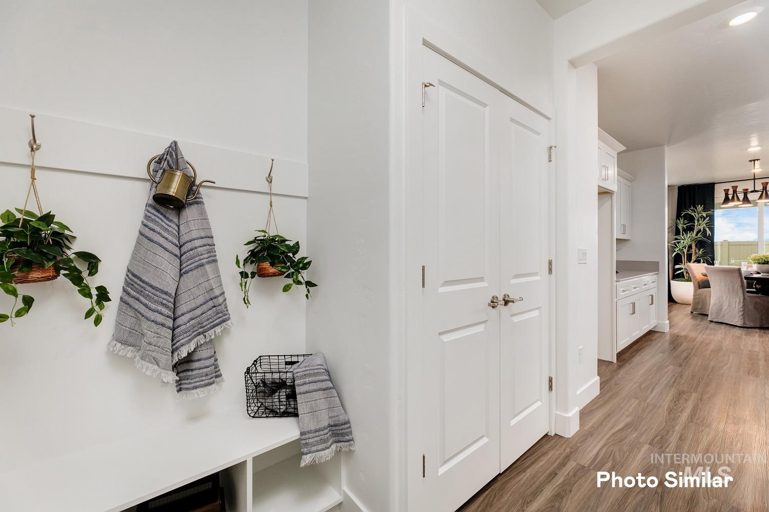 8531 E Dove Field Dr