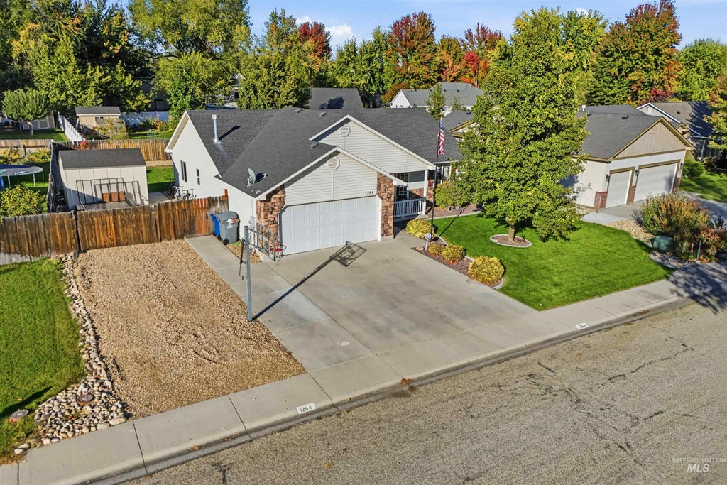 Photo of 1284 Tennessee Drive, Middleton, ID 83644 (MLS # 99003155)