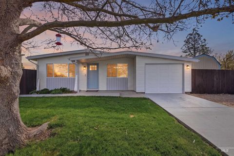 Photo of 8134 S Five Mile Rd, Boise, ID 83709 (MLS # 98983791)