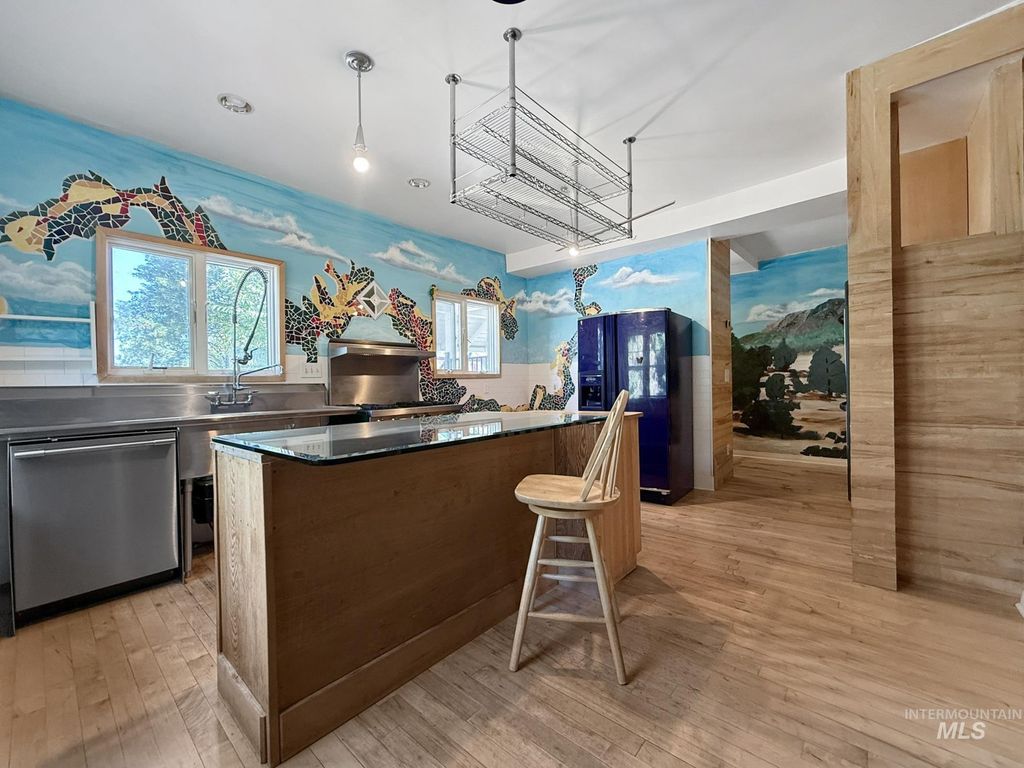 Photo of 1020 E F Street, Moscow, ID 83843 (MLS # 98956961)