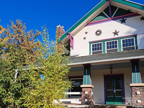 Photo of 1020 E F Street, Moscow, ID 83843 (MLS # 98956961)