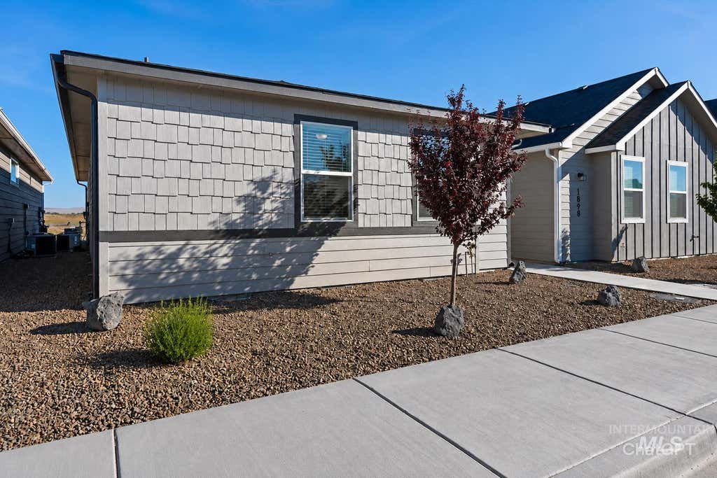 Photo of 1918 NW Enterprise Street, Mountain Home, ID 83647 (MLS # 98992244)