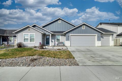 Photo of 11534 W Trooper St, Nampa, ID 83651 (MLS # 98976816)