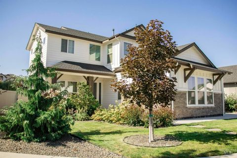 6103 S Phoebe Place Meridian ID 83642