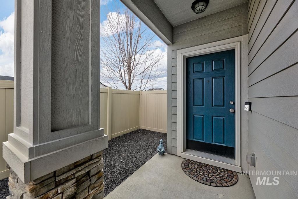 Photo of 4629 W Silver River St, Meridian, ID 83646 (MLS # 98976044)