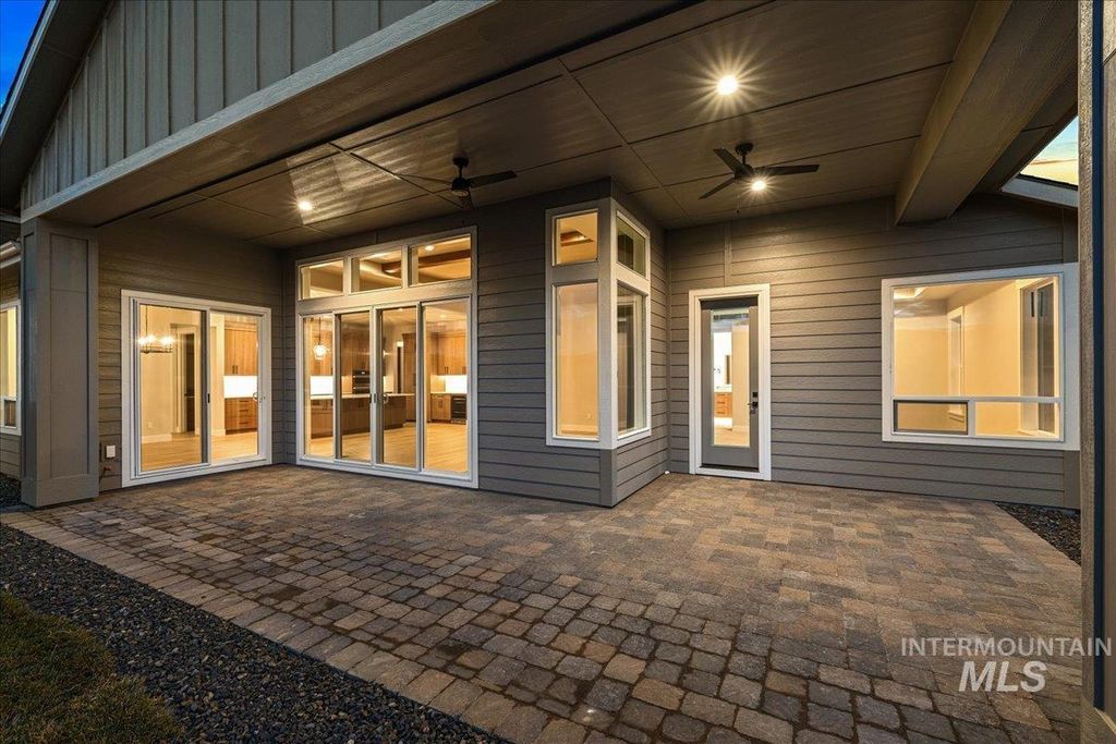 Photo of 20061 N Swire Green Way #487, Boise, ID 83714 (MLS # 98963084)