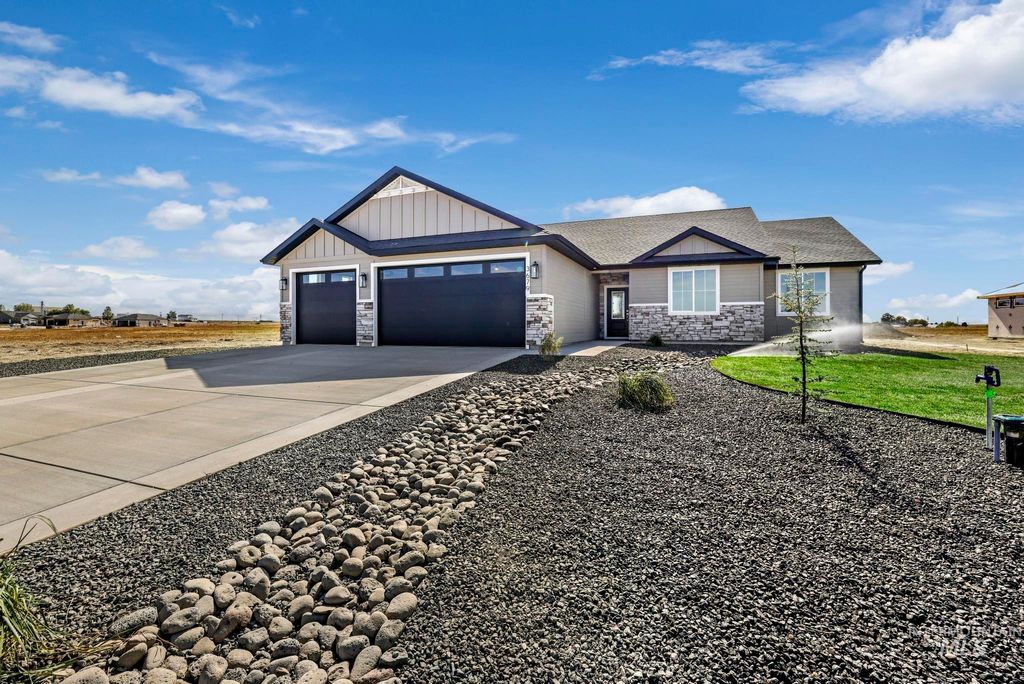 Photo of 3679 3735 N, Kimberly, ID 83341 (MLS # 98972673)