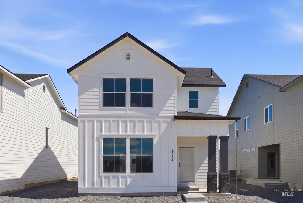 Photo of 4314 N Camp Creek Ave, Meridian, ID 83646 (MLS # 98981847)