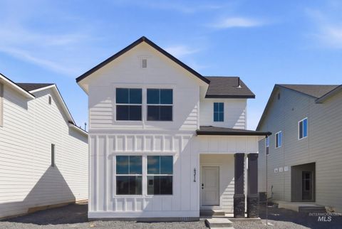 Photo of 4314 N Camp Creek Ave, Meridian, ID 83646 (MLS # 98981847)