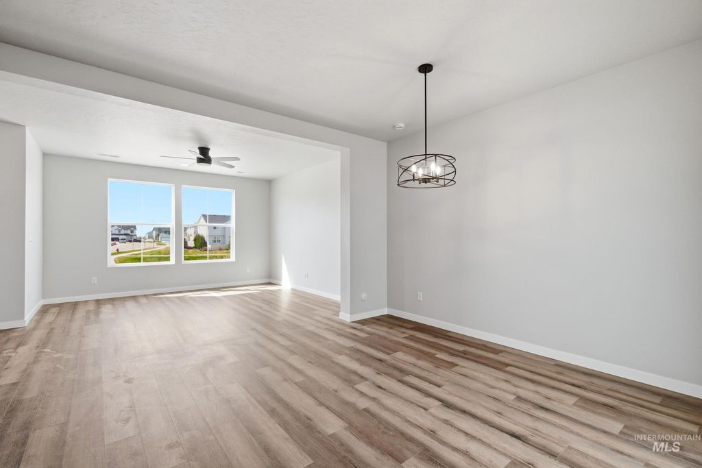 Photo of 4314 N Camp Creek Ave, Meridian, ID 83646 (MLS # 98981847)