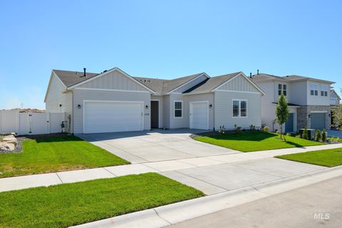 Photo of 8970 W Moonglade St, Star, ID 83669 (MLS # 98964520)