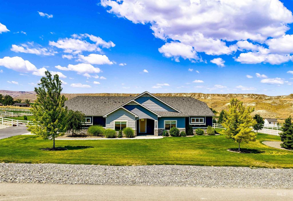 Photo of 141 Twilight Trail, Marsing, ID 83639 (MLS # 98985031)