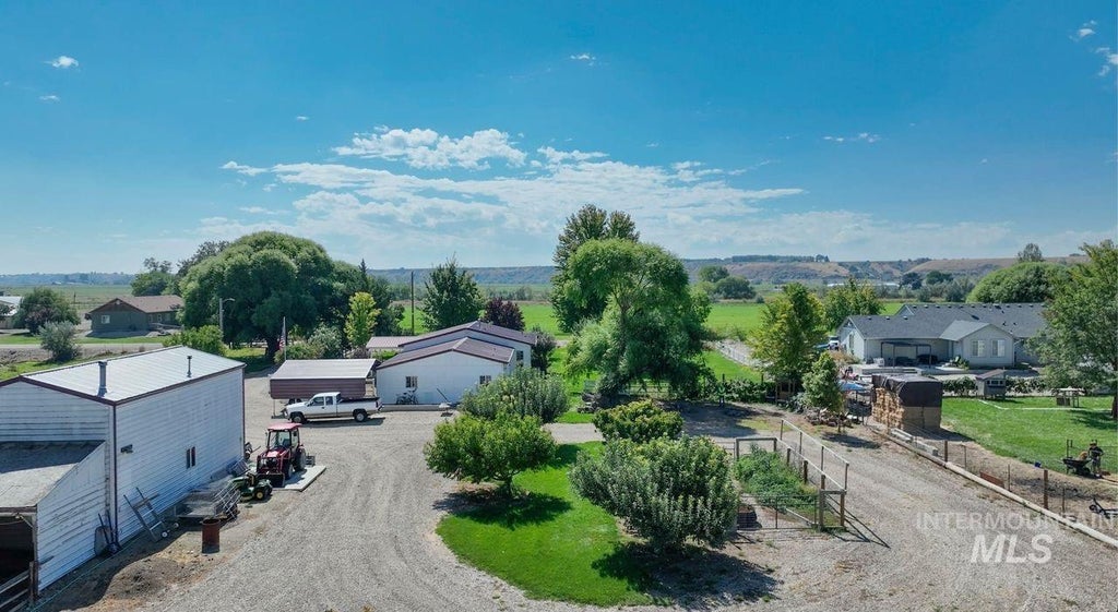 Photo of 23626 Boise River Rd, Caldwell, ID 83607 (MLS # 99000919)