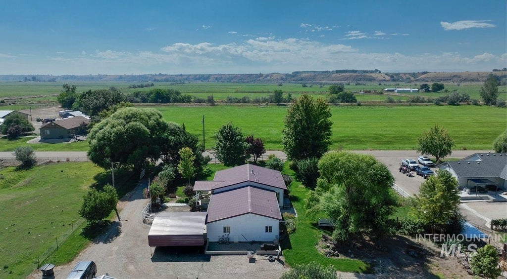 Photo of 23626 Boise River Rd, Caldwell, ID 83607 (MLS # 99000919)