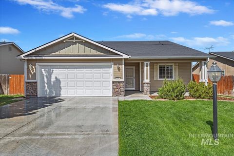 Photo of 4704 Gala Avenue, Caldwell, ID 83607 (MLS # 98986527)