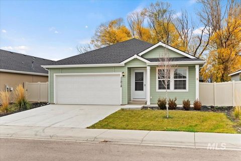 Photo of 11018 W Hidden Point St, Star, ID 83669 (MLS # 98967663)