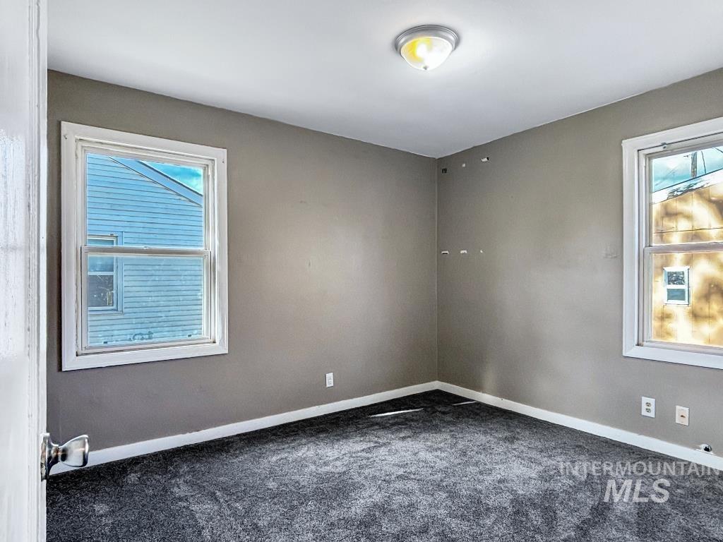 Caldwell, Idaho 83605, United States, 2 Bedrooms Bedrooms, ,1 BathroomBathrooms,Residential,Pending,34639