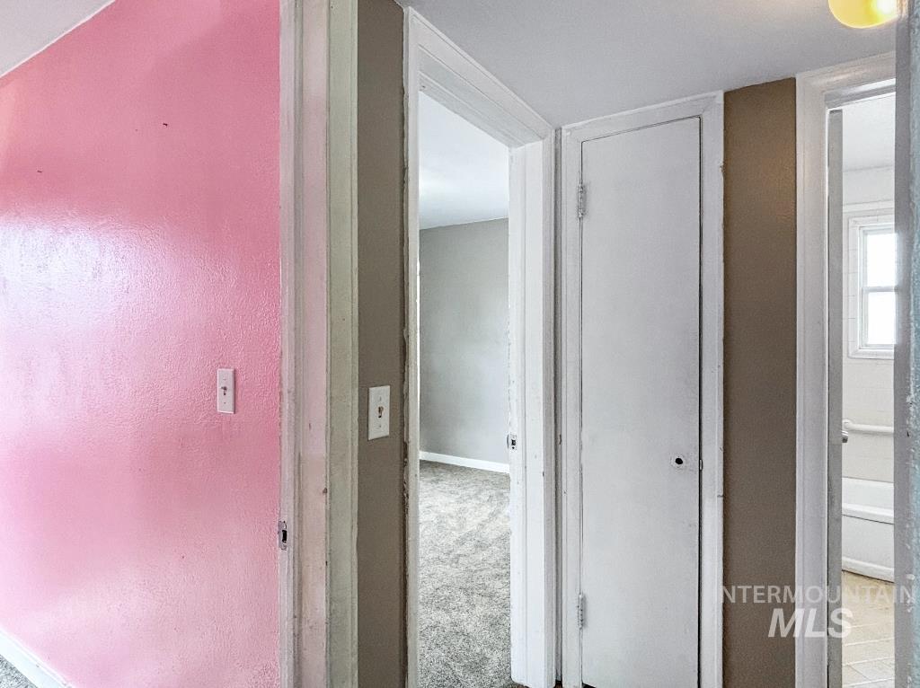 Caldwell, Idaho 83605, United States, 2 Bedrooms Bedrooms, ,1 BathroomBathrooms,Residential,Pending,34639