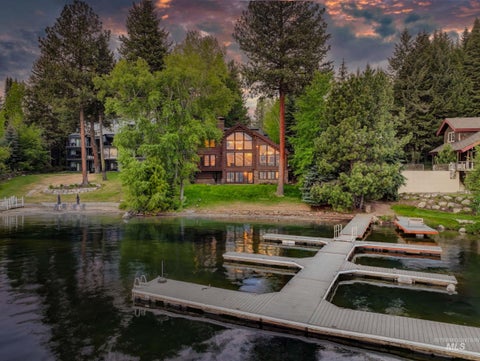 Photo of 915 Cottonwood Street, McCall, ID 83638 (MLS # 98984976)
